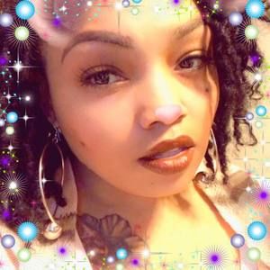 Meet your Posher, Lakeisha